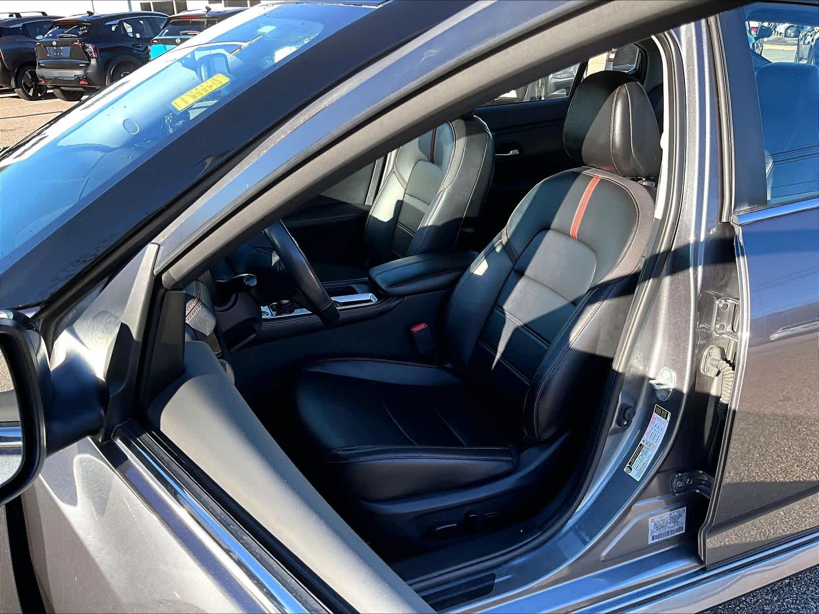 2021 Nissan Sentra SR - Photo 10