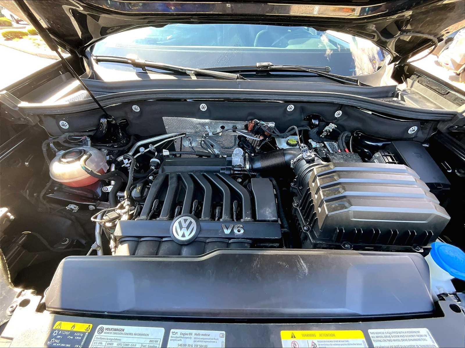 2022 Volkswagen Atlas 3.6L V6 SE w/Technology - Photo 30
