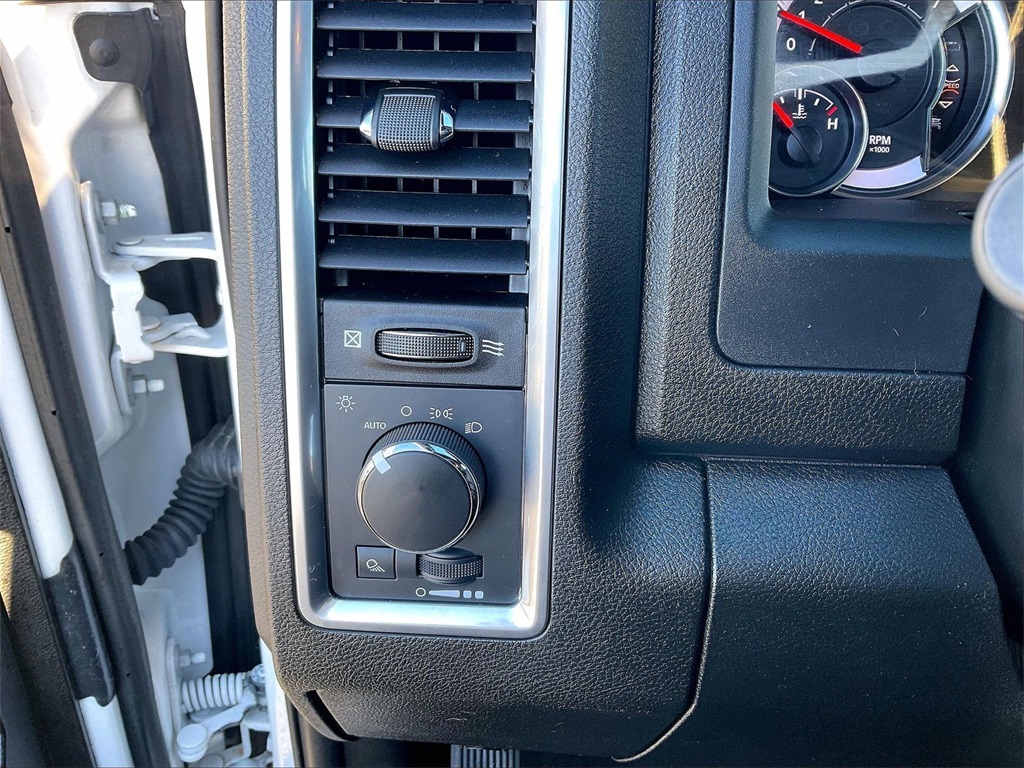 2022 Ram 1500 Classic Warlock - Photo 25