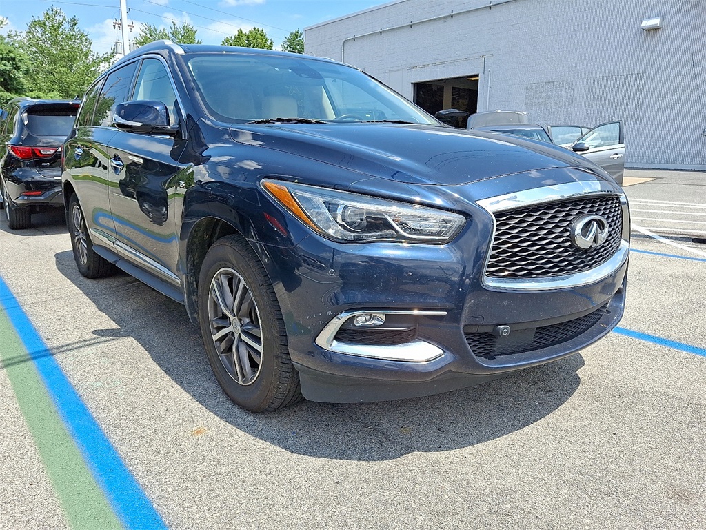 2019 INFINITI QX60 LUXE