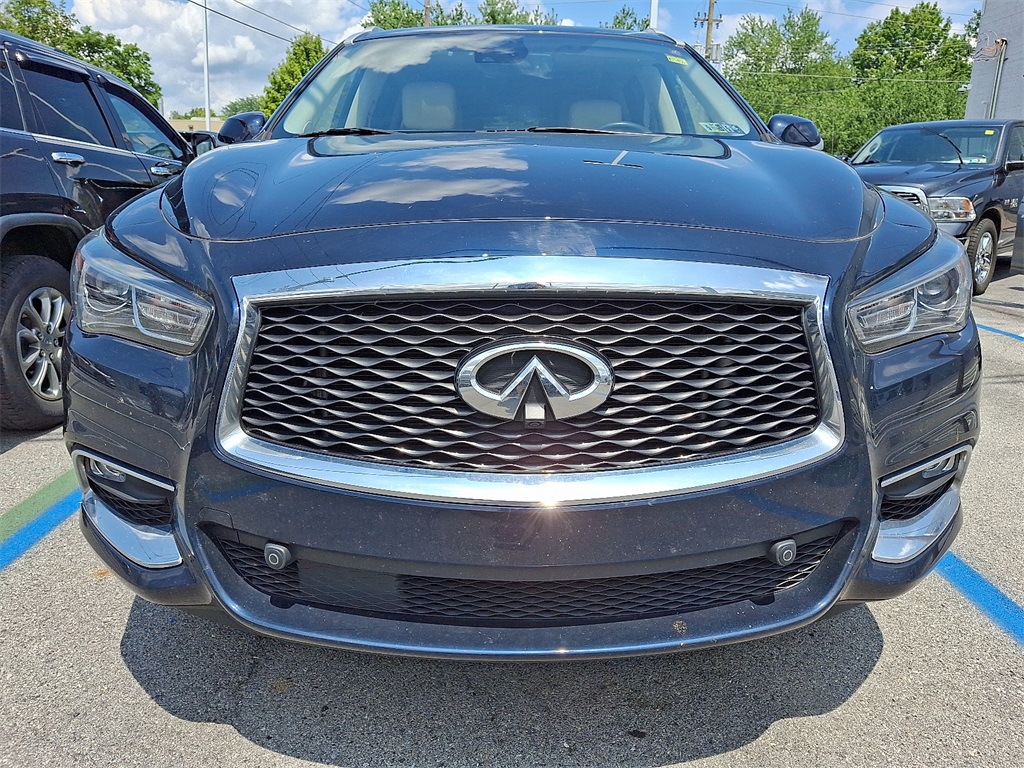 2019 INFINITI QX60 LUXE - Photo 2