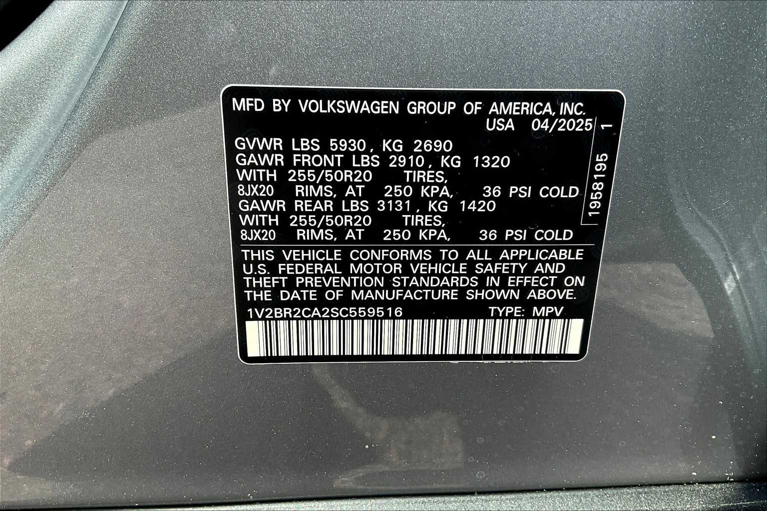 2025 Volkswagen Atlas 2.0T SEL - Photo 17