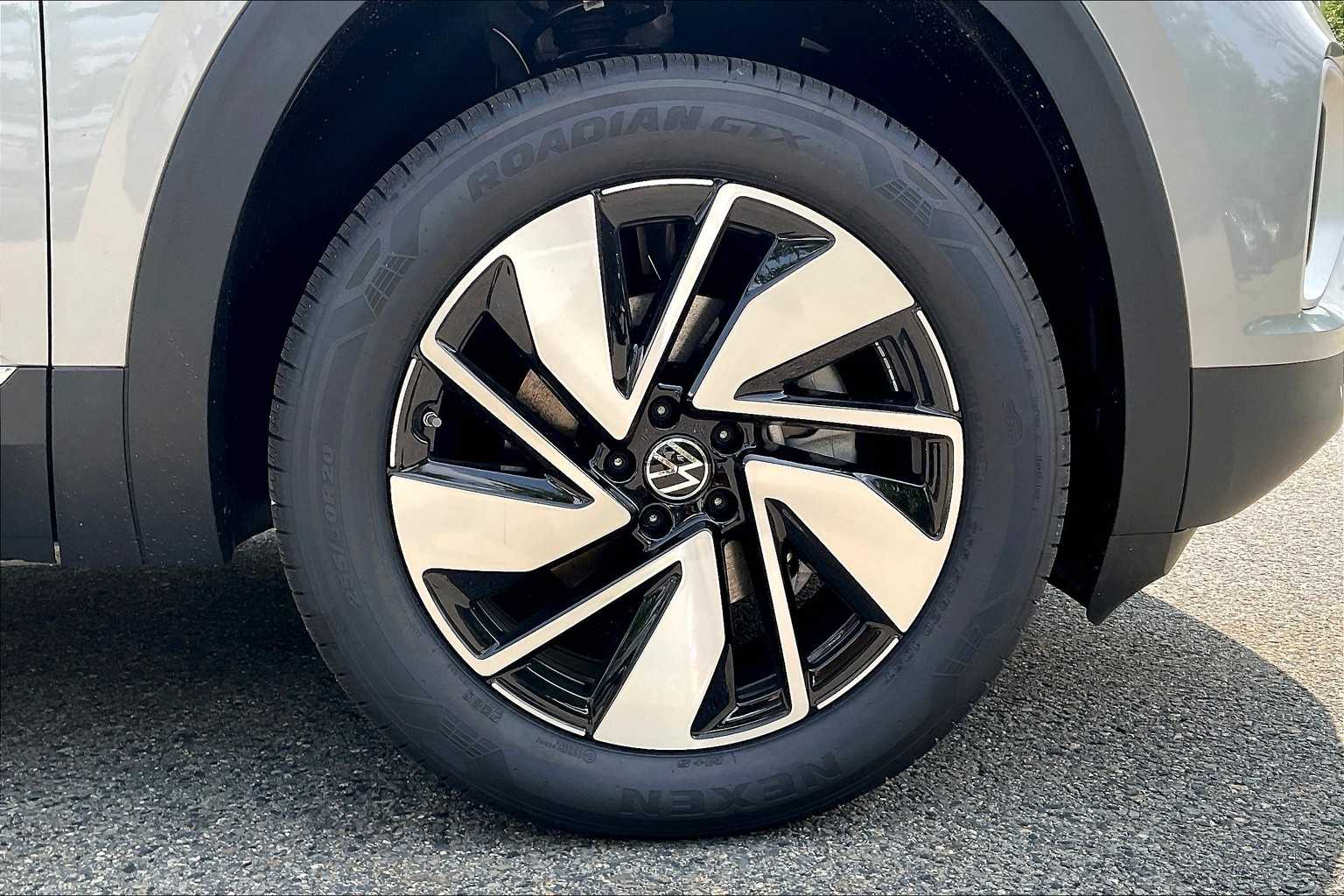 2025 Volkswagen Atlas 2.0T SEL - Photo 8