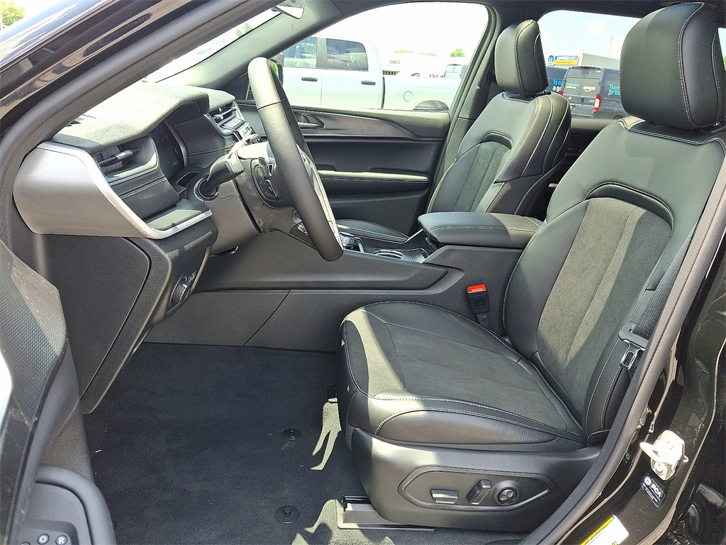 2025 Jeep Grand Cherokee L Altitude X - Photo 10