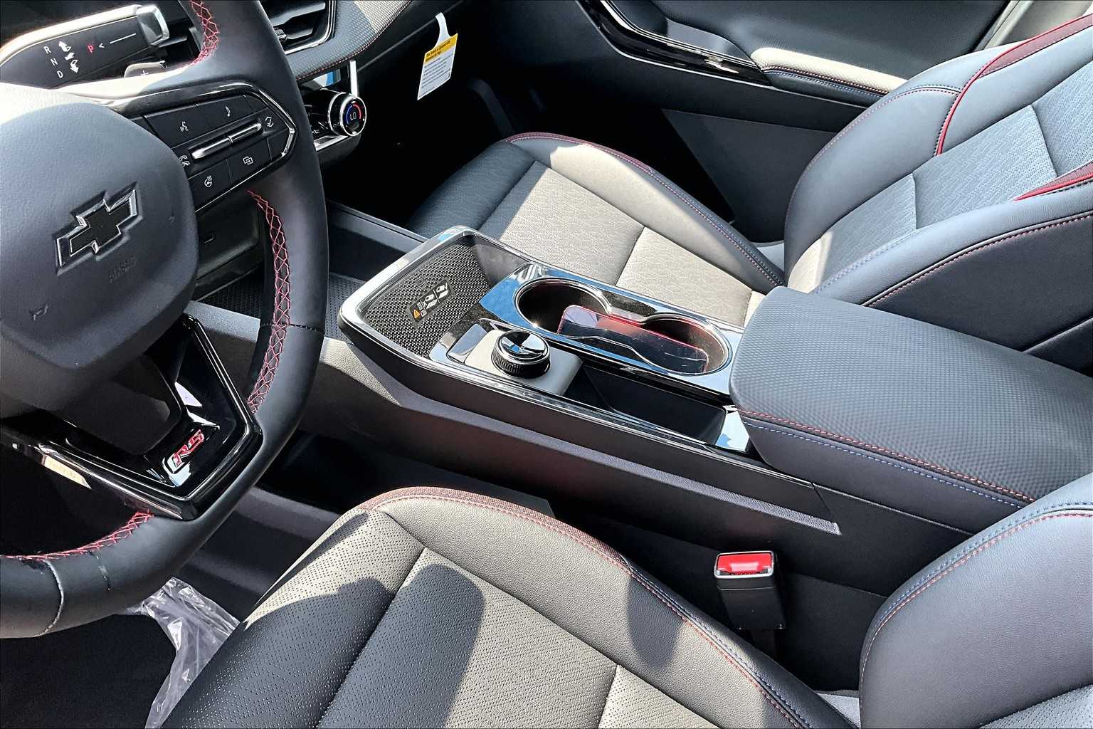 2026 Chevrolet Equinox AWD RS - Photo 14