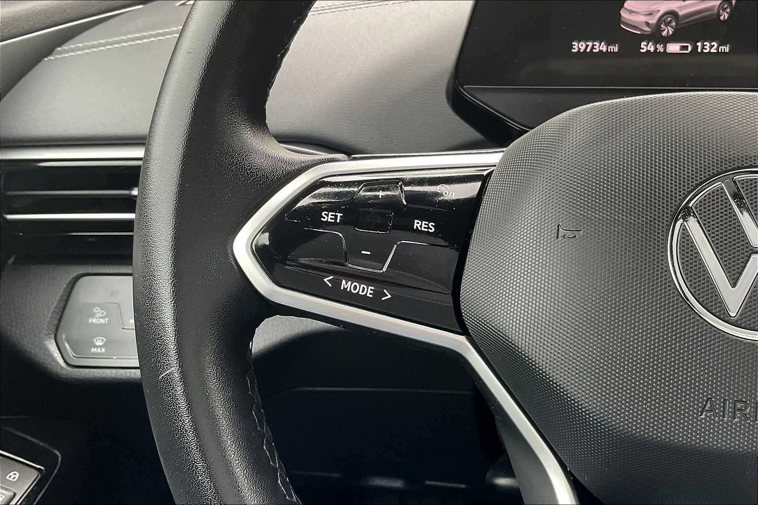 2023 Volkswagen ID.4 Pro S - Photo 23