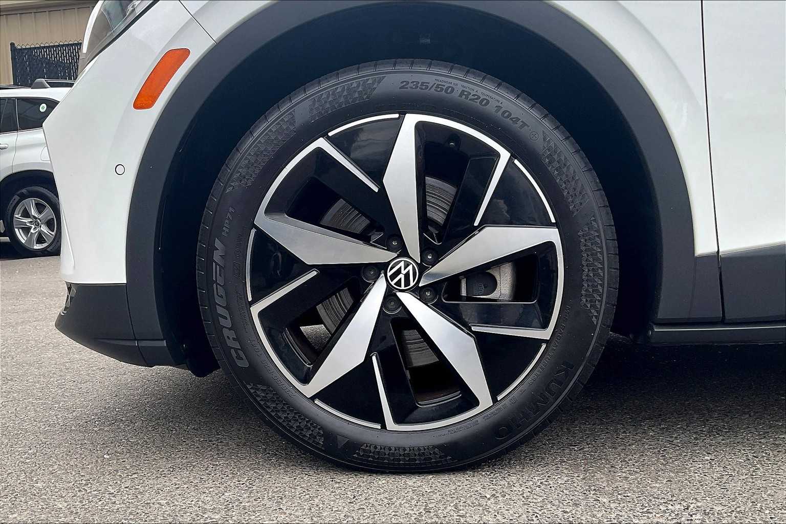 2023 Volkswagen ID.4 Pro S - Photo 7