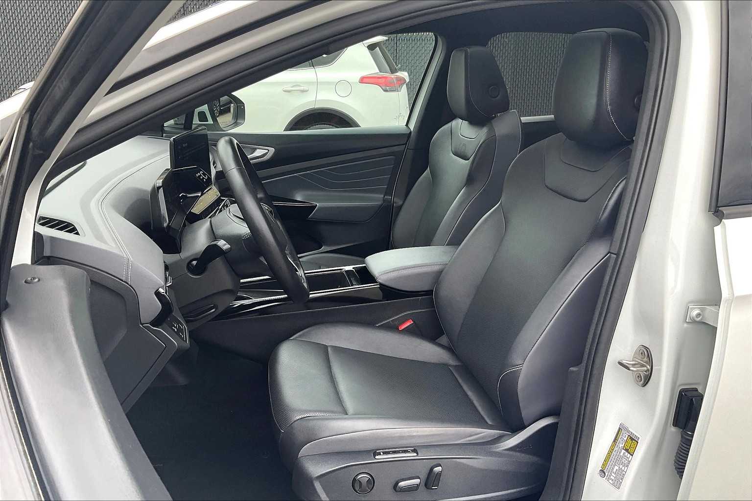 2023 Volkswagen ID.4 Pro S - Photo 10