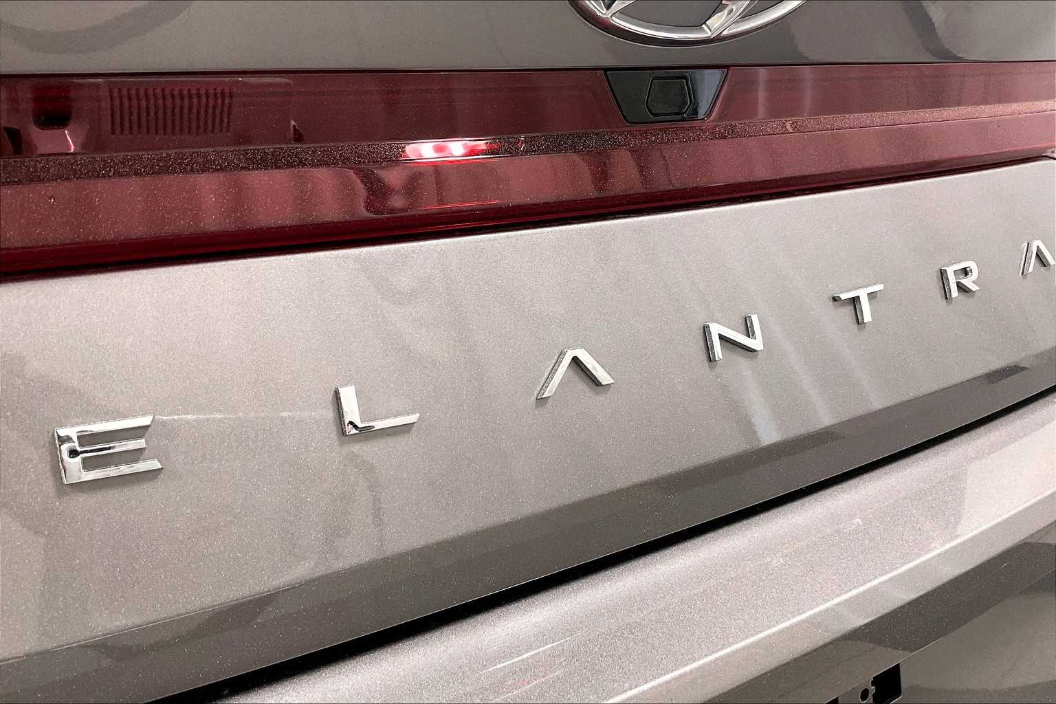 2023 Hyundai Elantra SEL - Photo 27