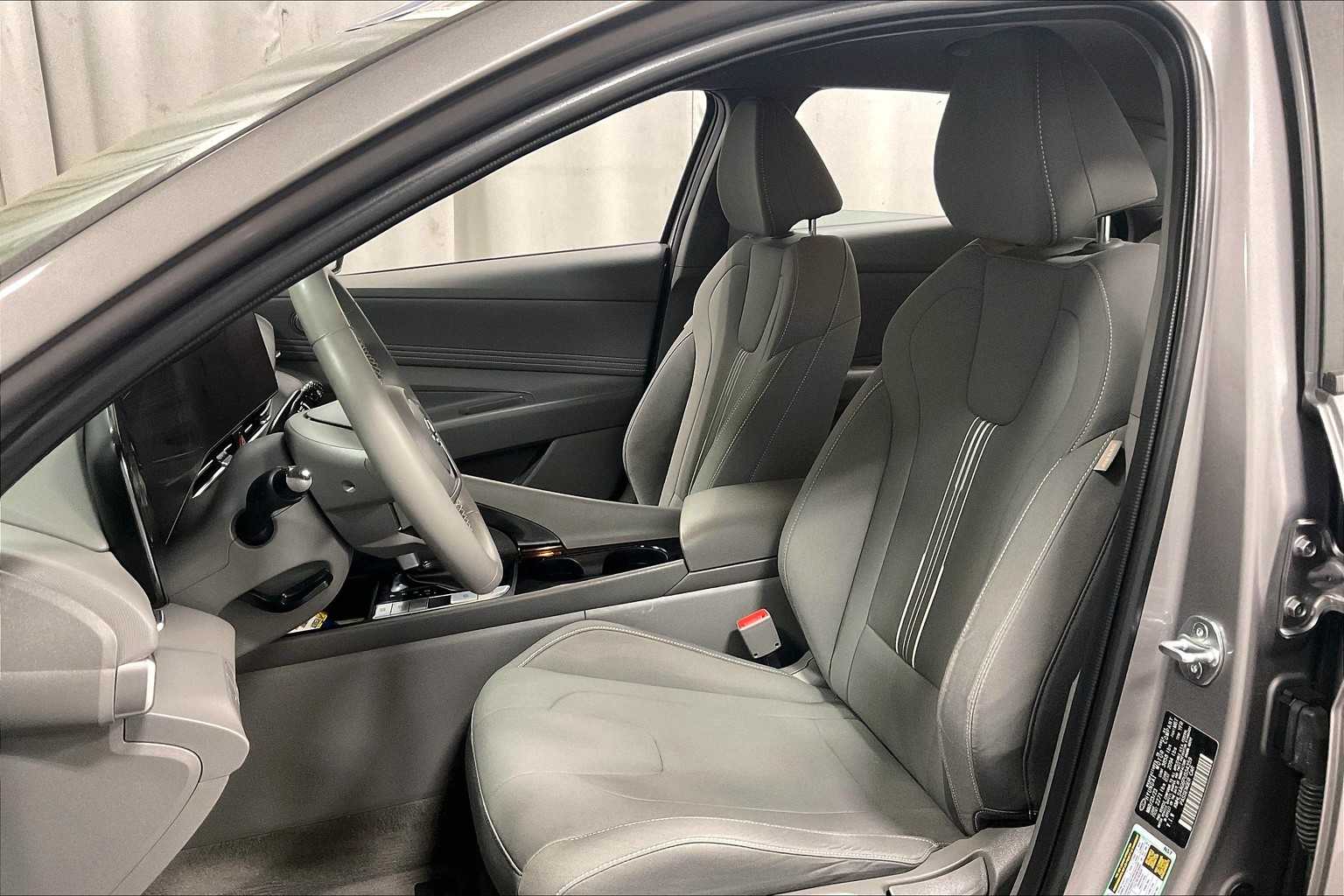 2023 Hyundai Elantra SEL - Photo 10