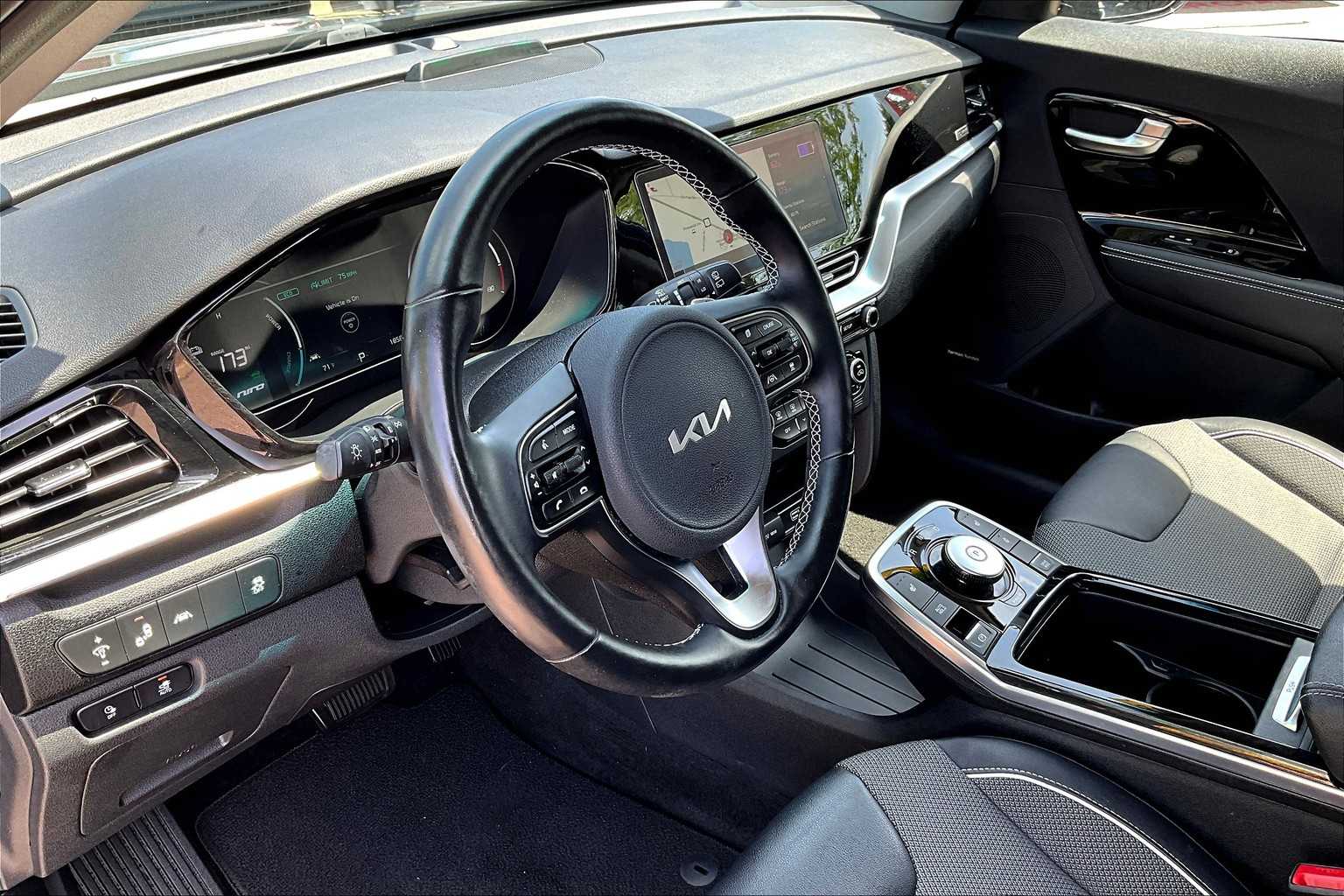 2022 Kia Niro EV EX - Photo 8