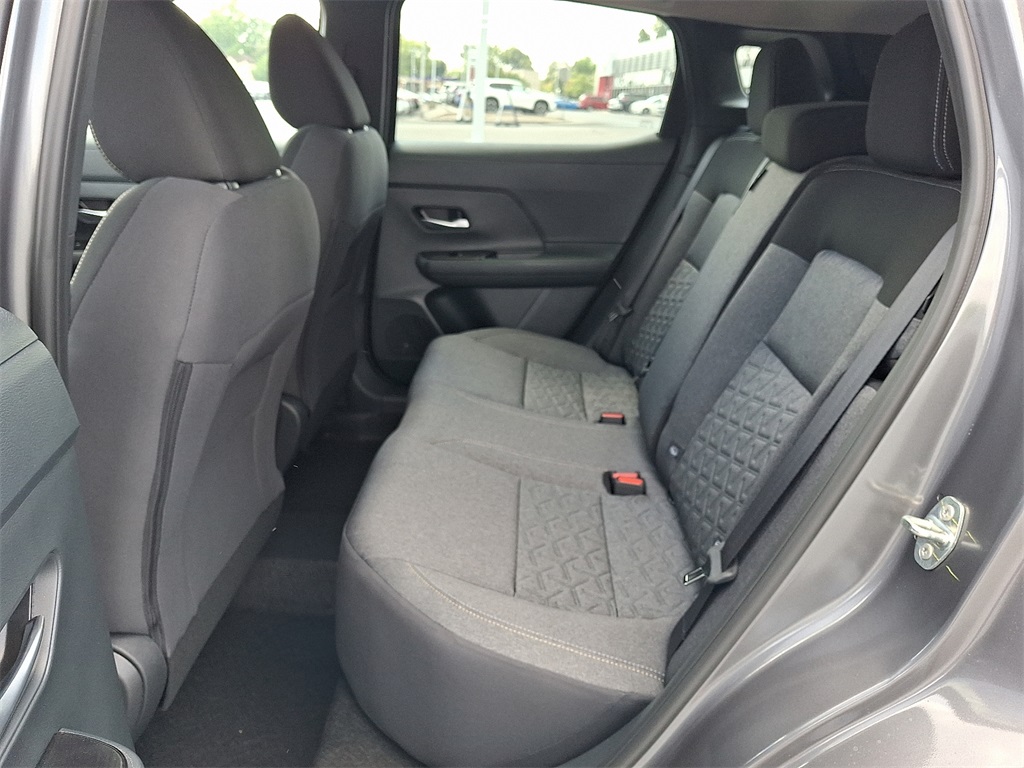 2025 Nissan Kicks SV - Photo 6