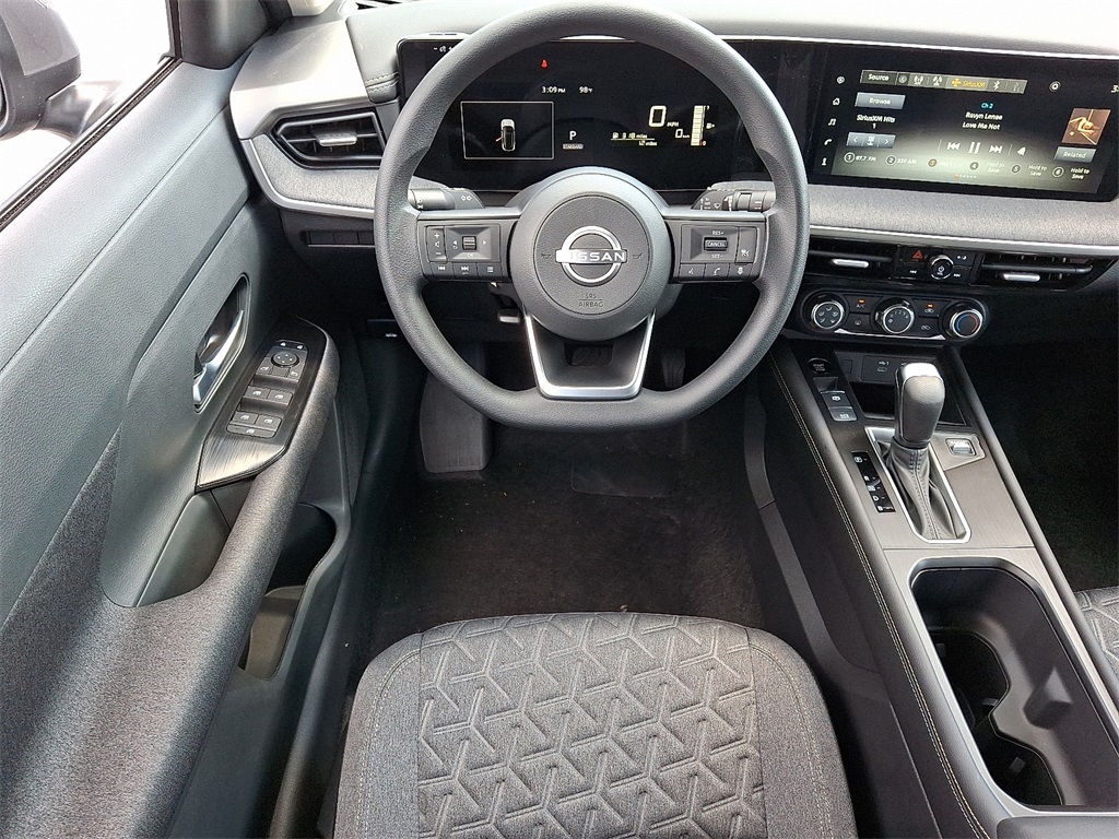 2025 Nissan Kicks SV - Photo 7