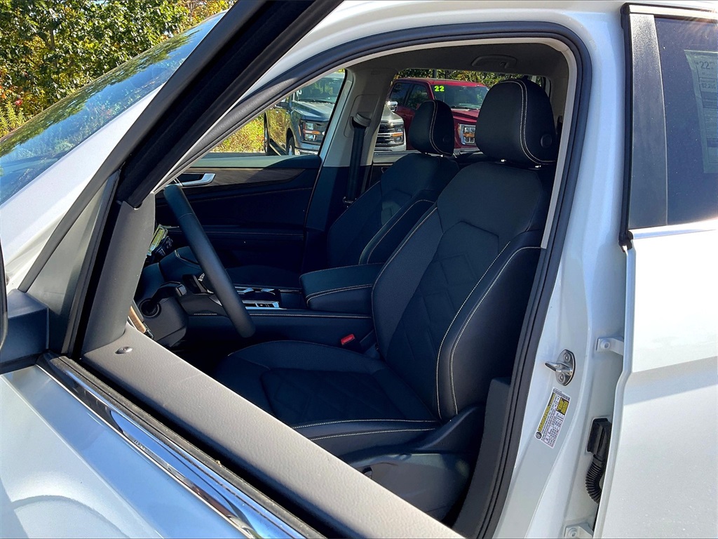 2026 Volkswagen Atlas 2.0T SE w/Technology - Photo 11