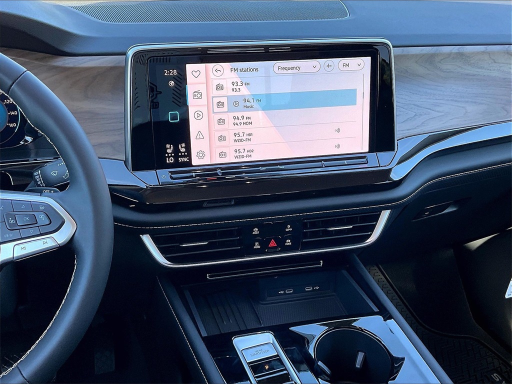 2026 Volkswagen Atlas 2.0T SE w/Technology - Photo 13