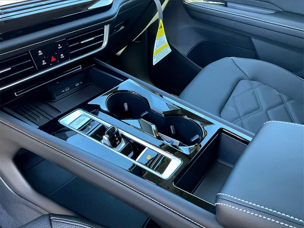 2026 Volkswagen Atlas 2.0T SE w/Technology - Photo 14