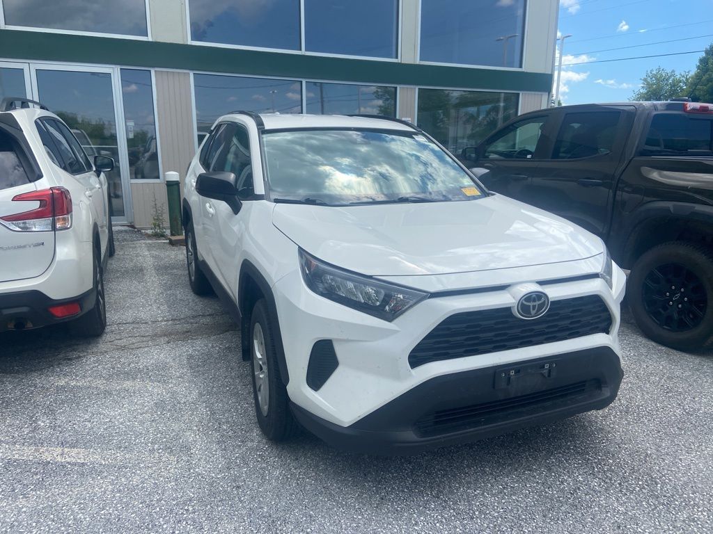 2021 Toyota RAV4 LE - Photo 1