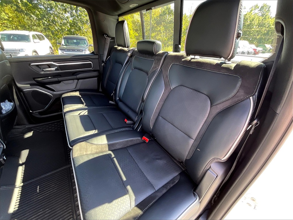 2026 Ram 1500 Laramie - Photo 15