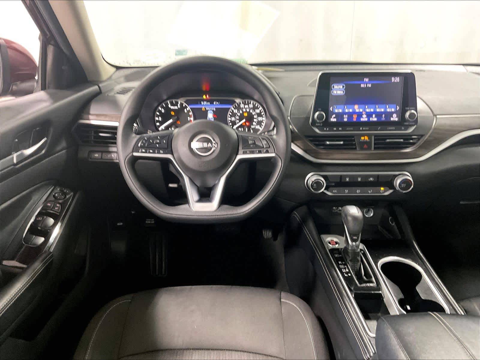 2023 Nissan Altima 2.5 SV - Photo 17