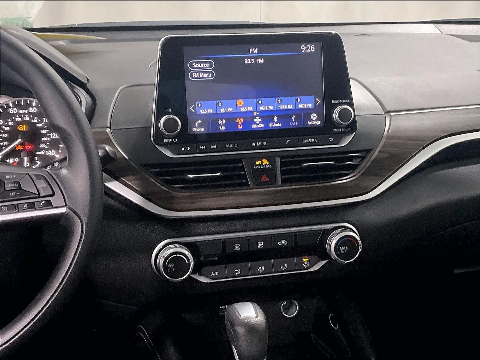 2023 Nissan Altima 2.5 SV - Photo 18