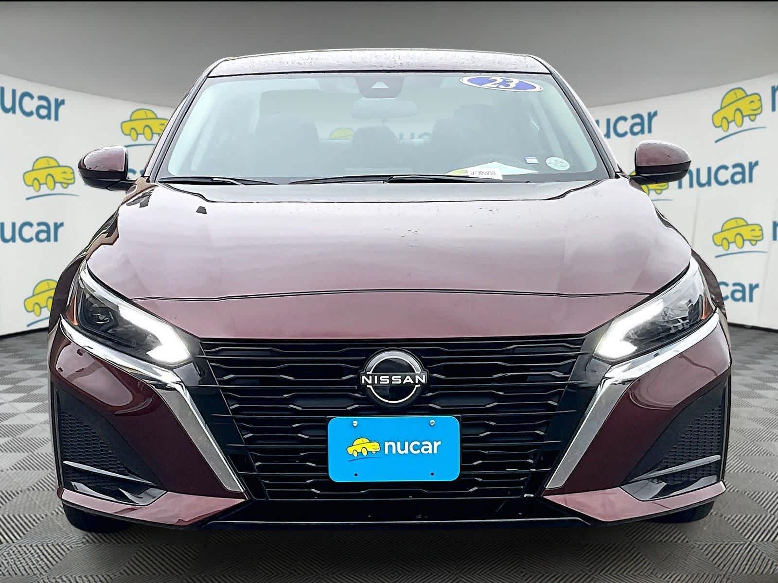 2023 Nissan Altima 2.5 SV - Photo 2