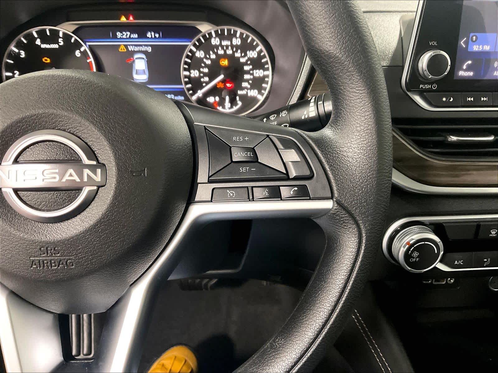 2023 Nissan Altima 2.5 SV - Photo 23