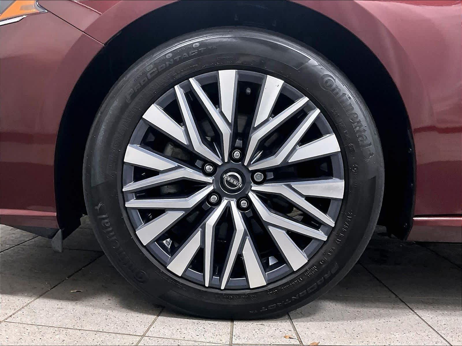 2023 Nissan Altima 2.5 SV - Photo 7