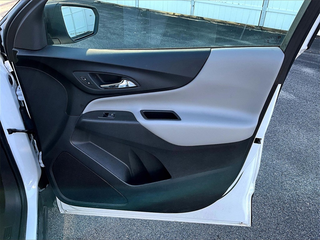 2024 Chevrolet Equinox LS - Photo 12