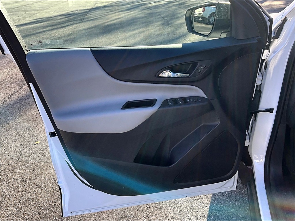 2024 Chevrolet Equinox LS - Photo 9
