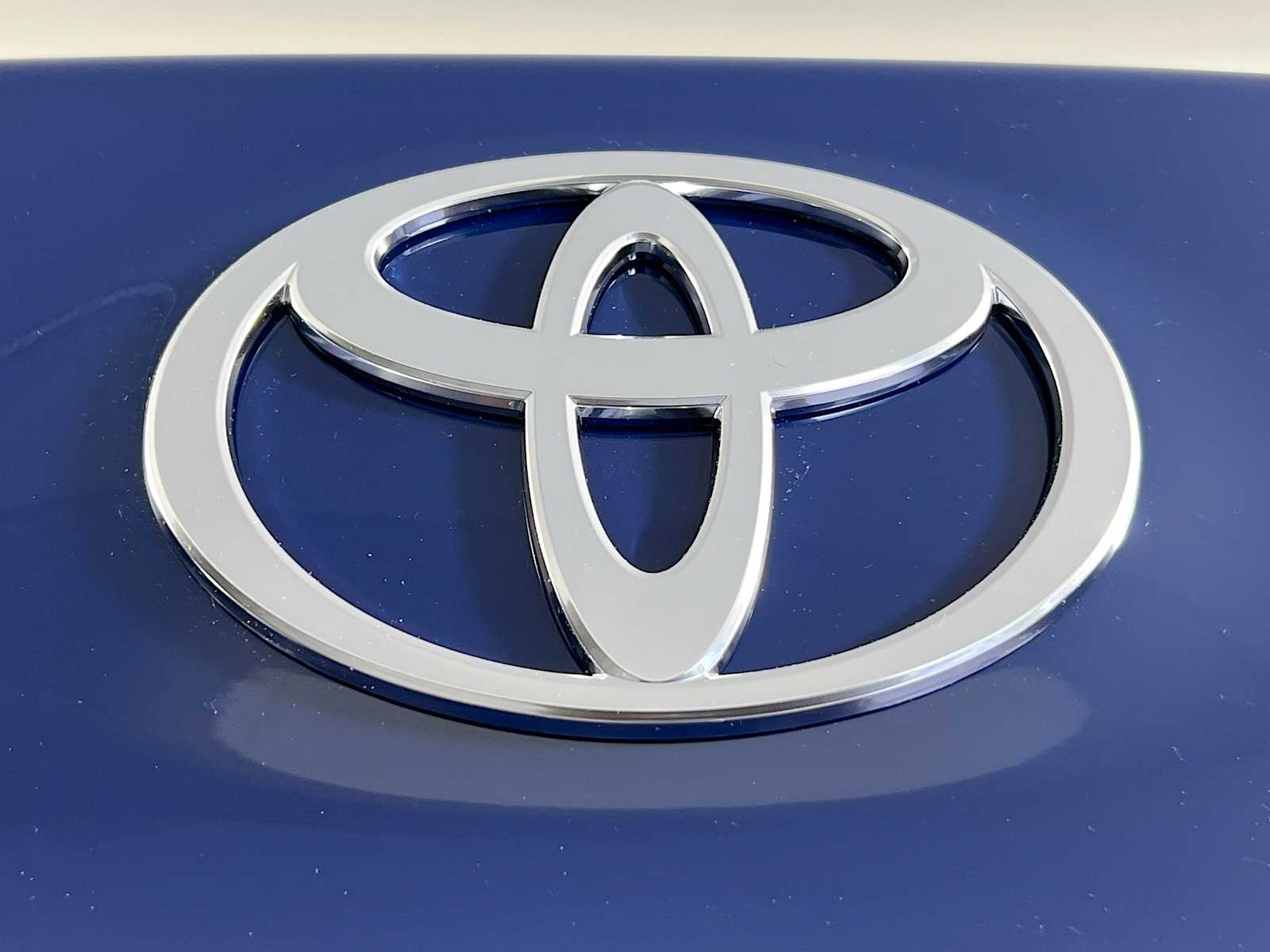2025 Toyota Camry XLE - Photo 18