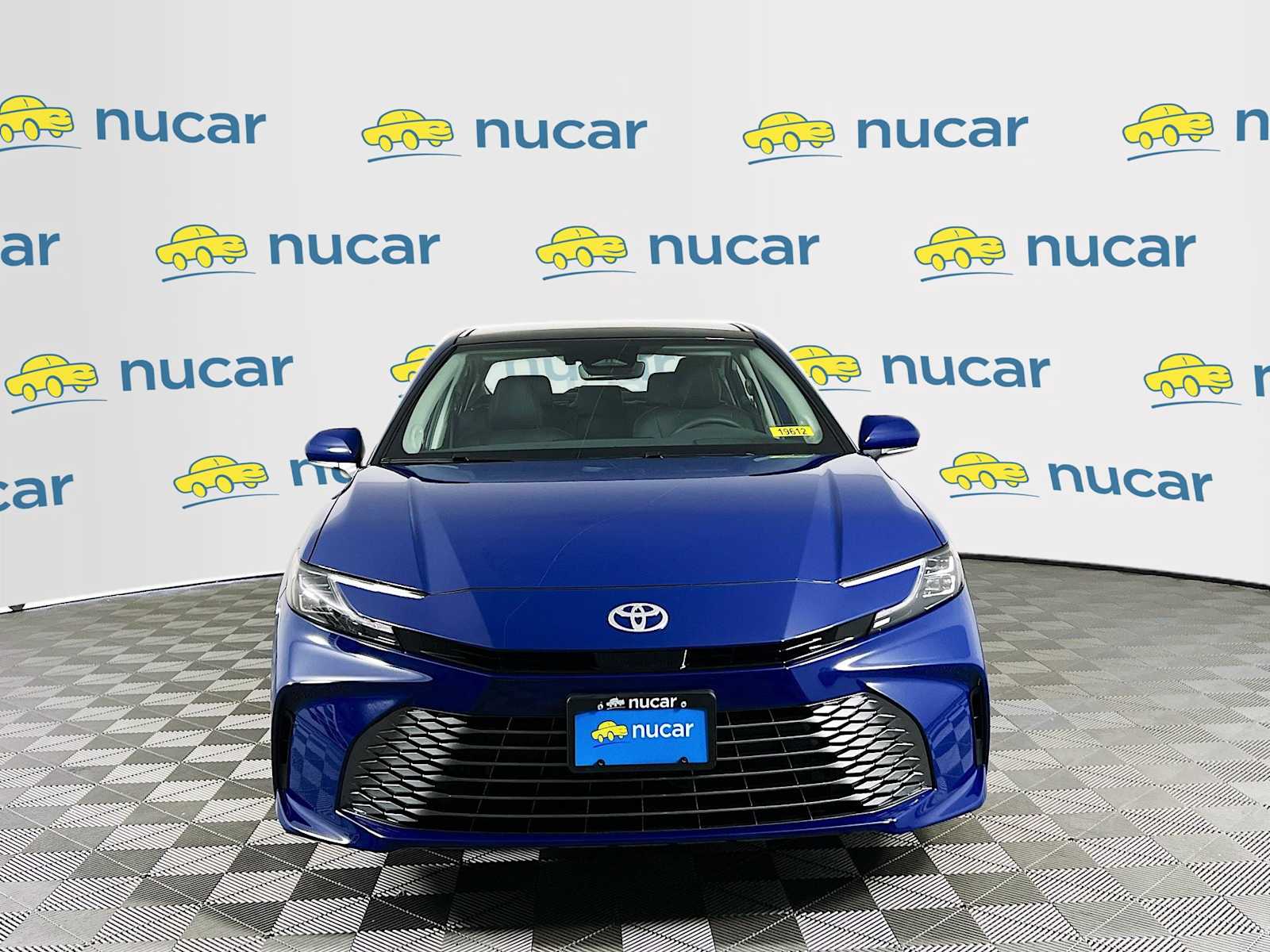 2025 Toyota Camry XLE - Photo 2