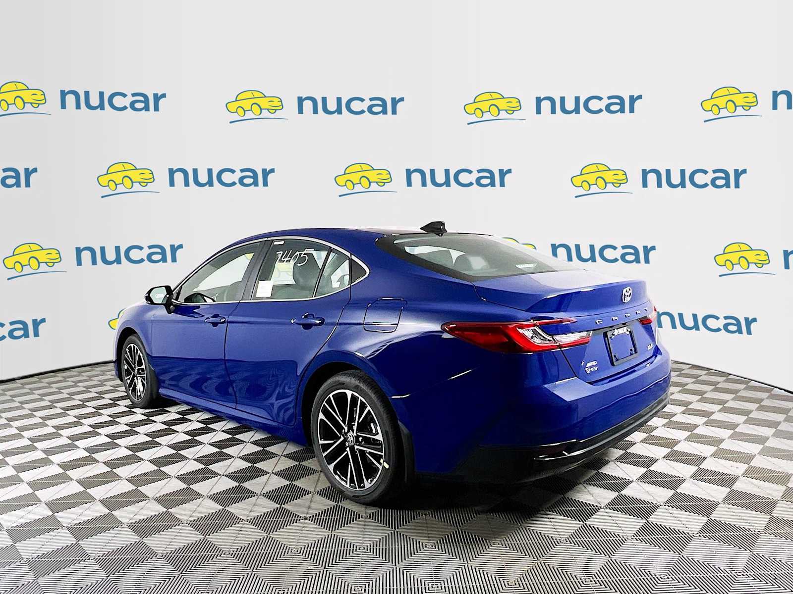 2025 Toyota Camry XLE - Photo 4