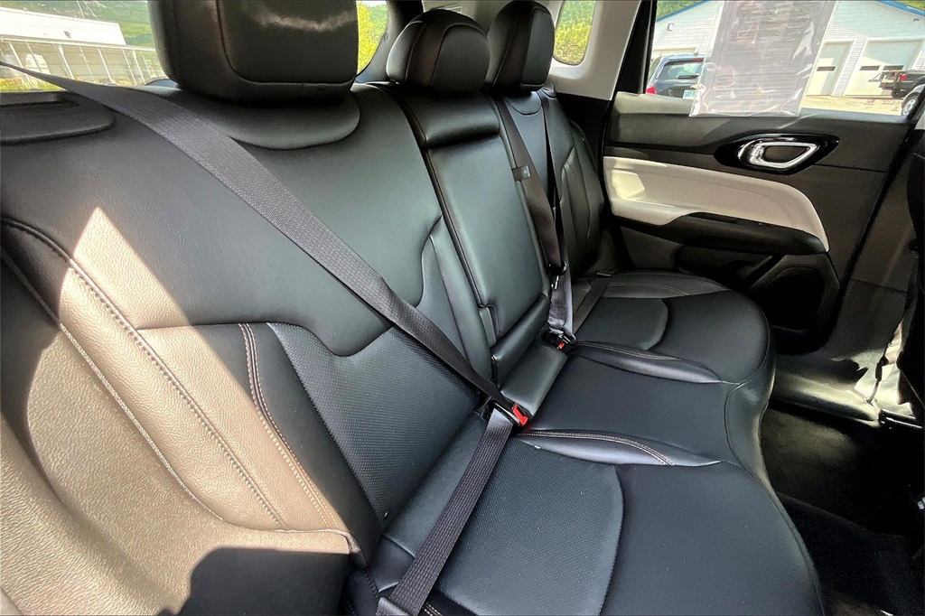 2022 Jeep Compass Limited - Photo 16