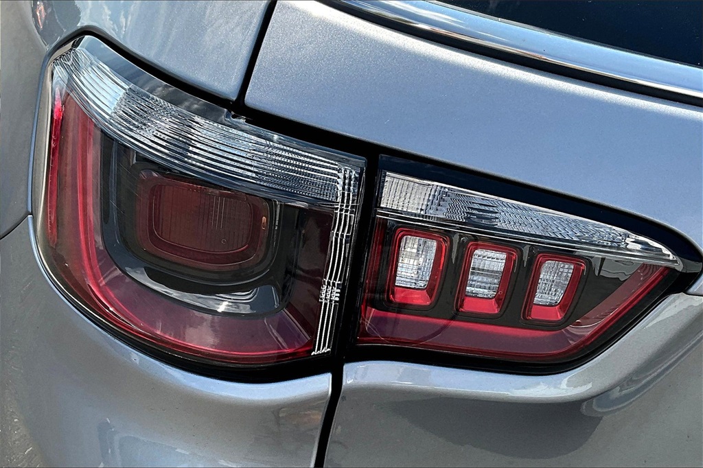 2022 Jeep Compass Limited - Photo 32