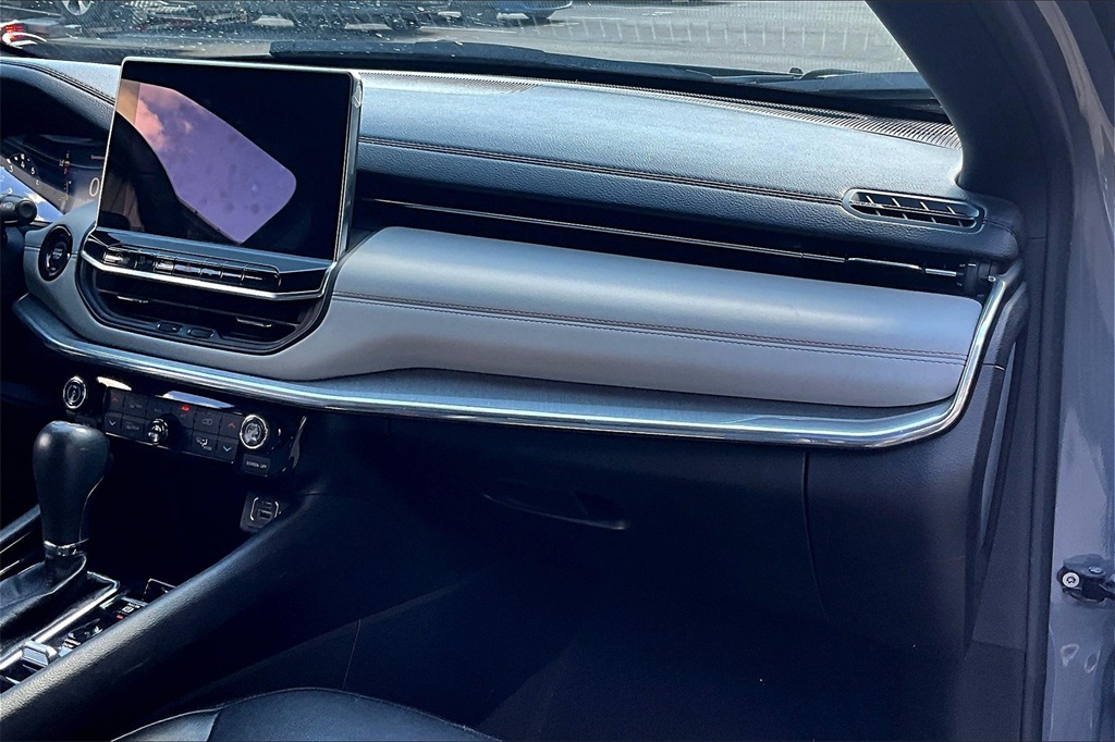 2023 Jeep Compass Limited - Photo 13