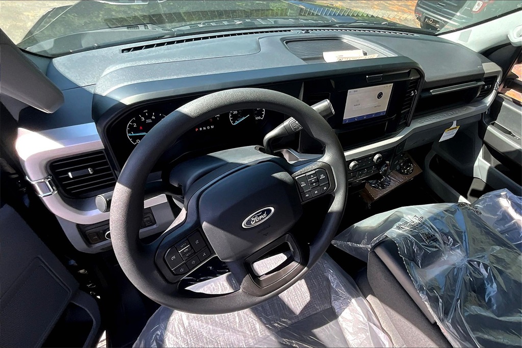 2025 Ford F-250SD XL - Photo 6