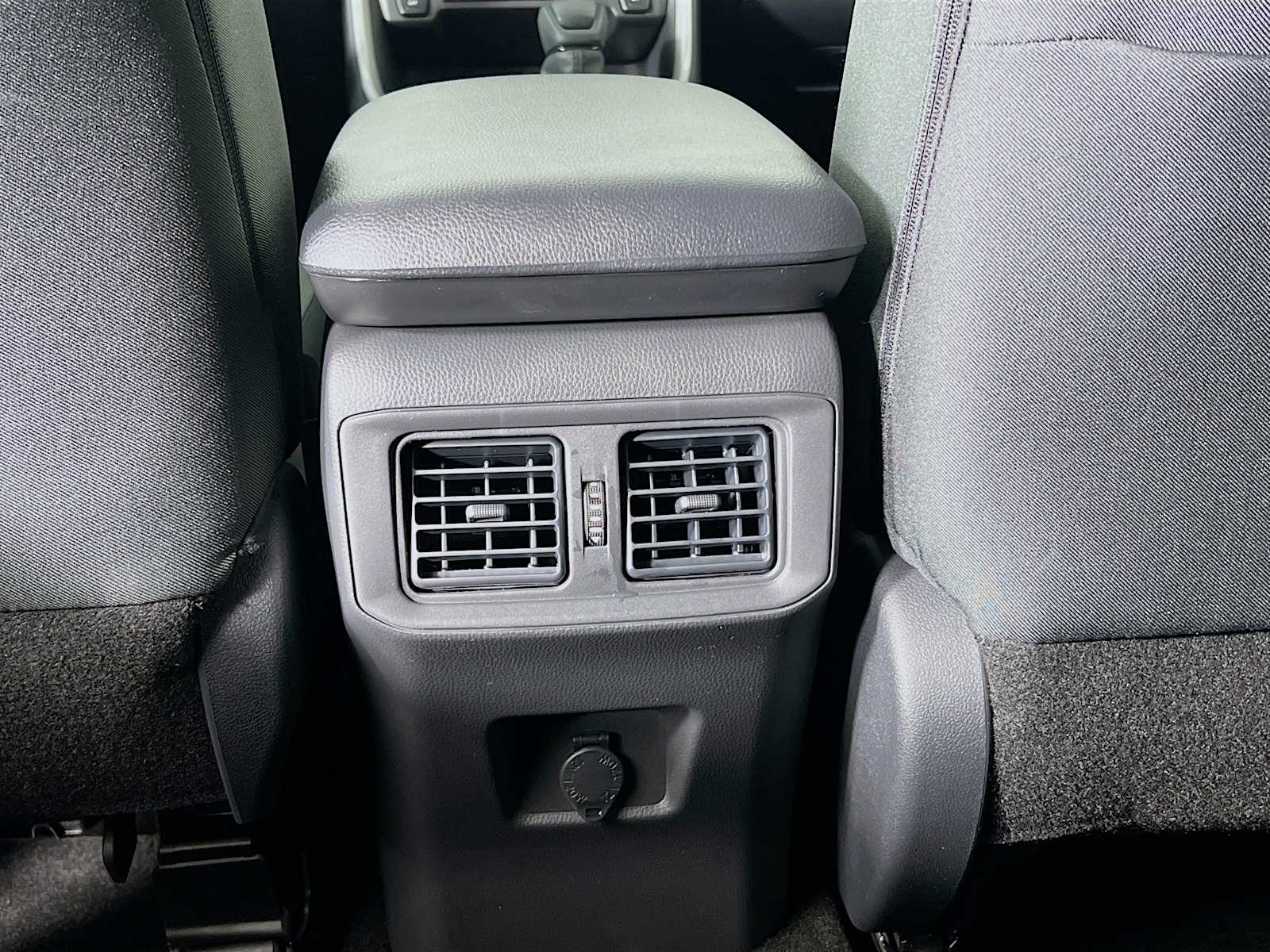 2025 Toyota RAV4 LE - Photo 14