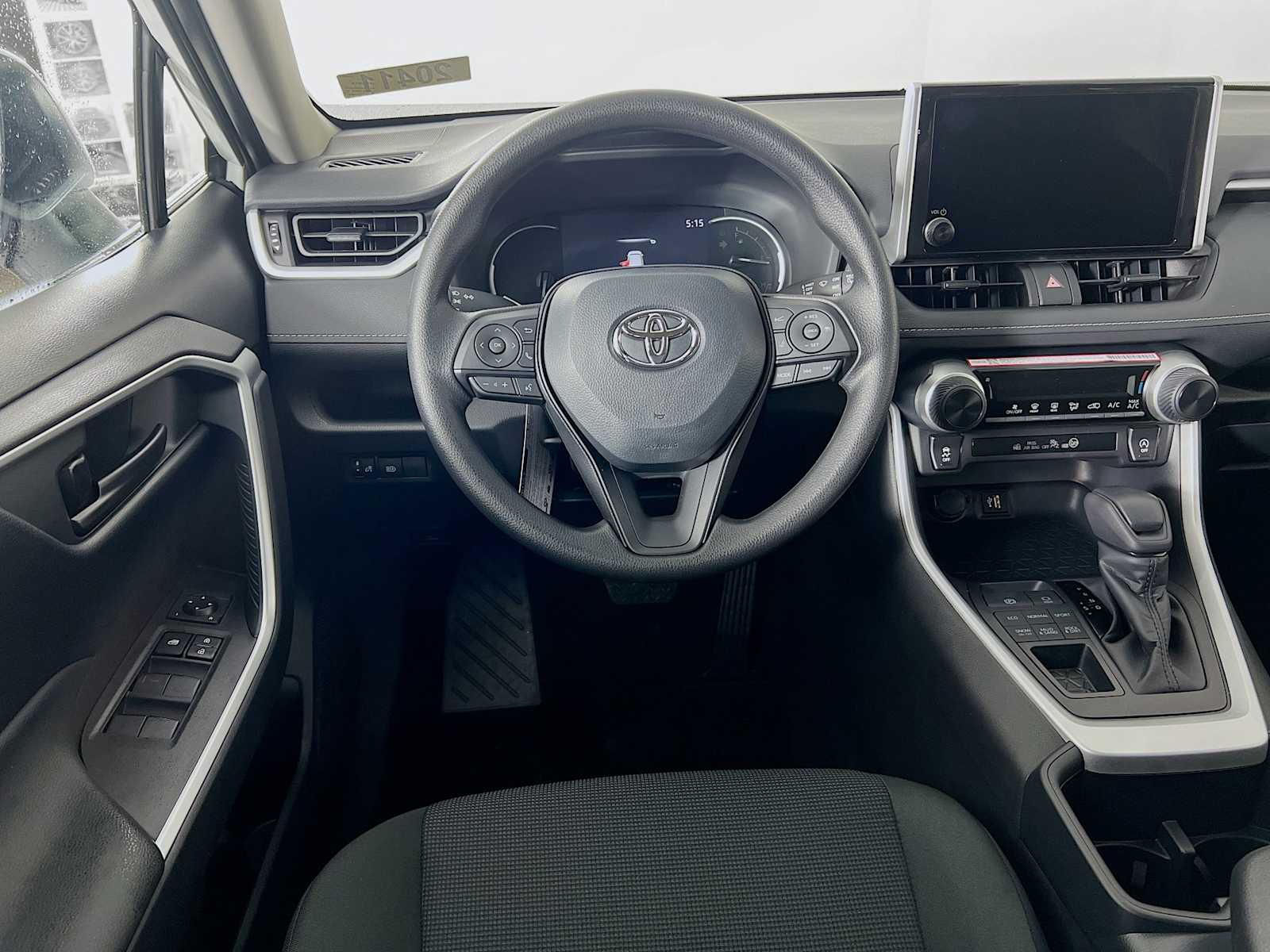 2025 Toyota RAV4 LE - Photo 15