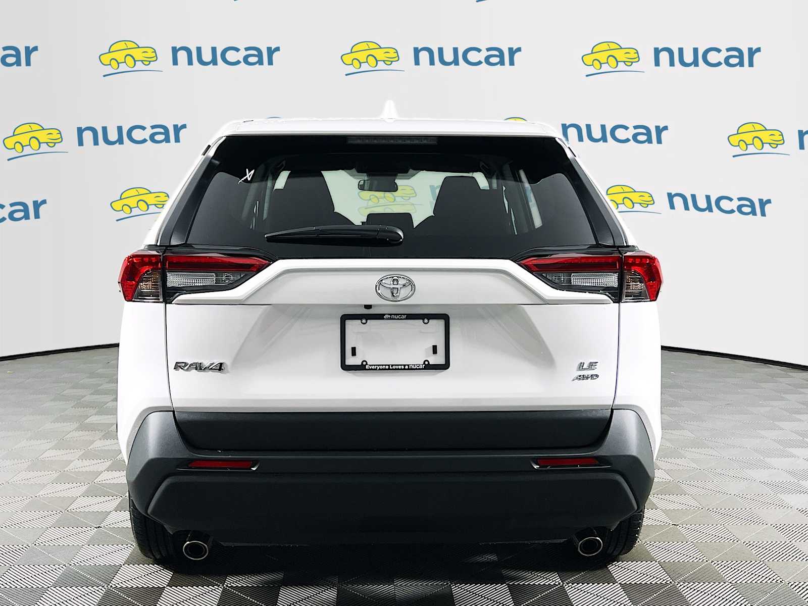 2025 Toyota RAV4 LE - Photo 5