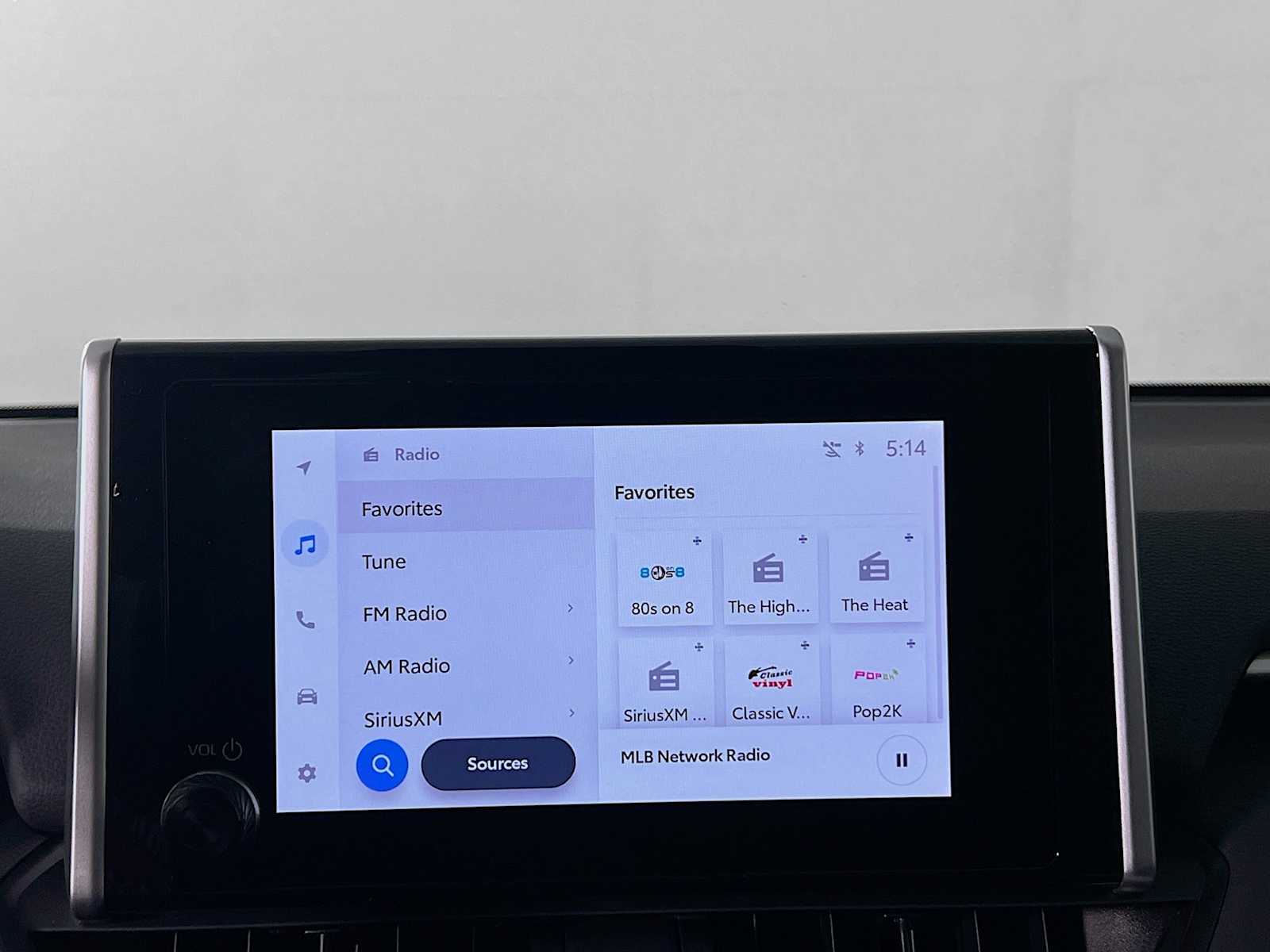 2025 Toyota RAV4 LE - Photo 8