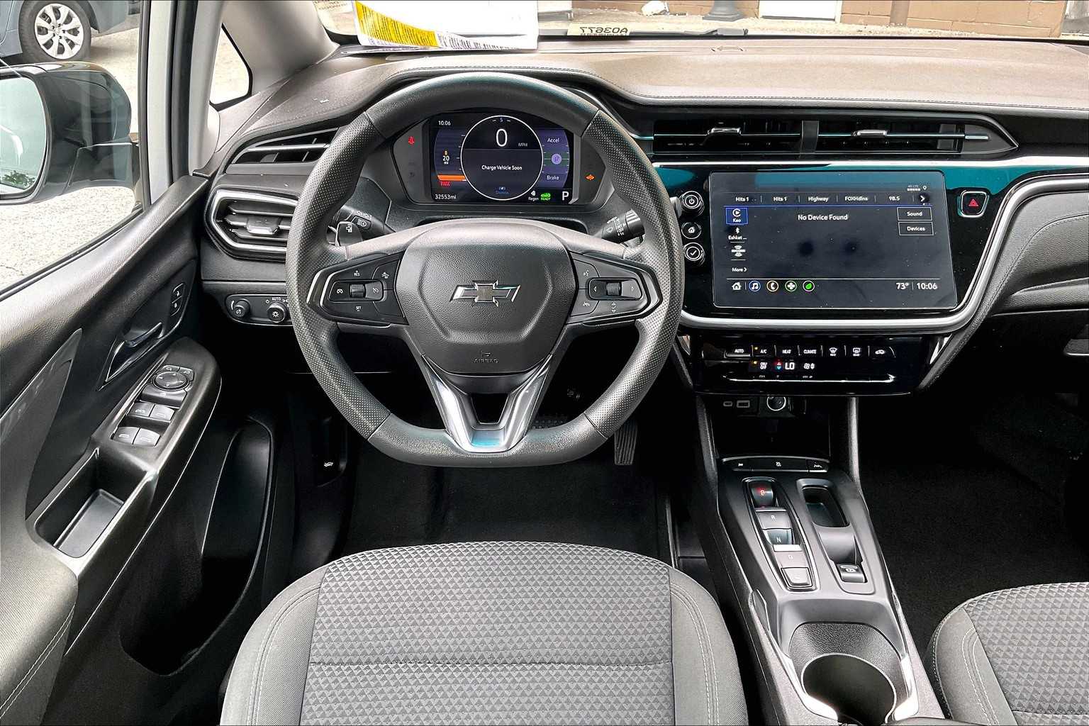 2023 Chevrolet Bolt EV 1LT - Photo 17