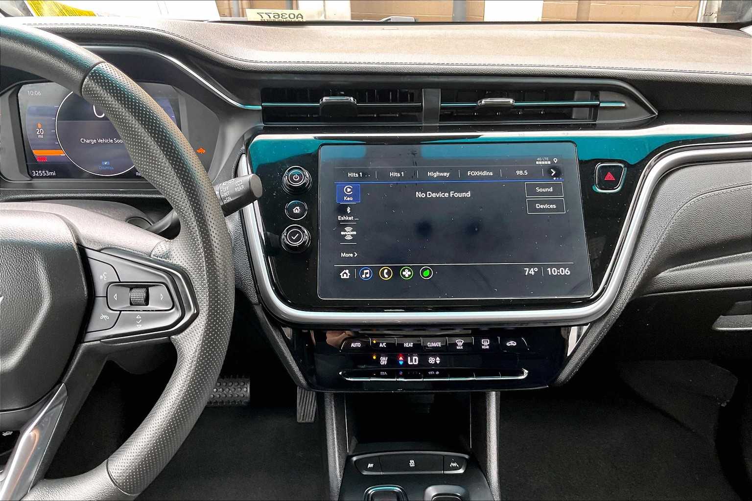 2023 Chevrolet Bolt EV 1LT - Photo 18