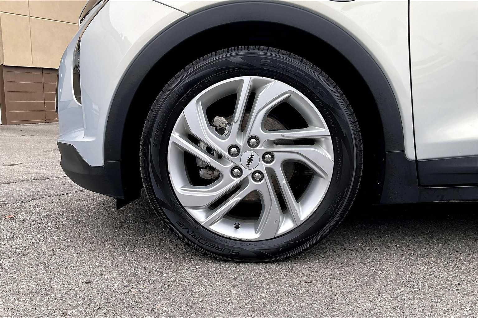 2023 Chevrolet Bolt EV 1LT - Photo 7