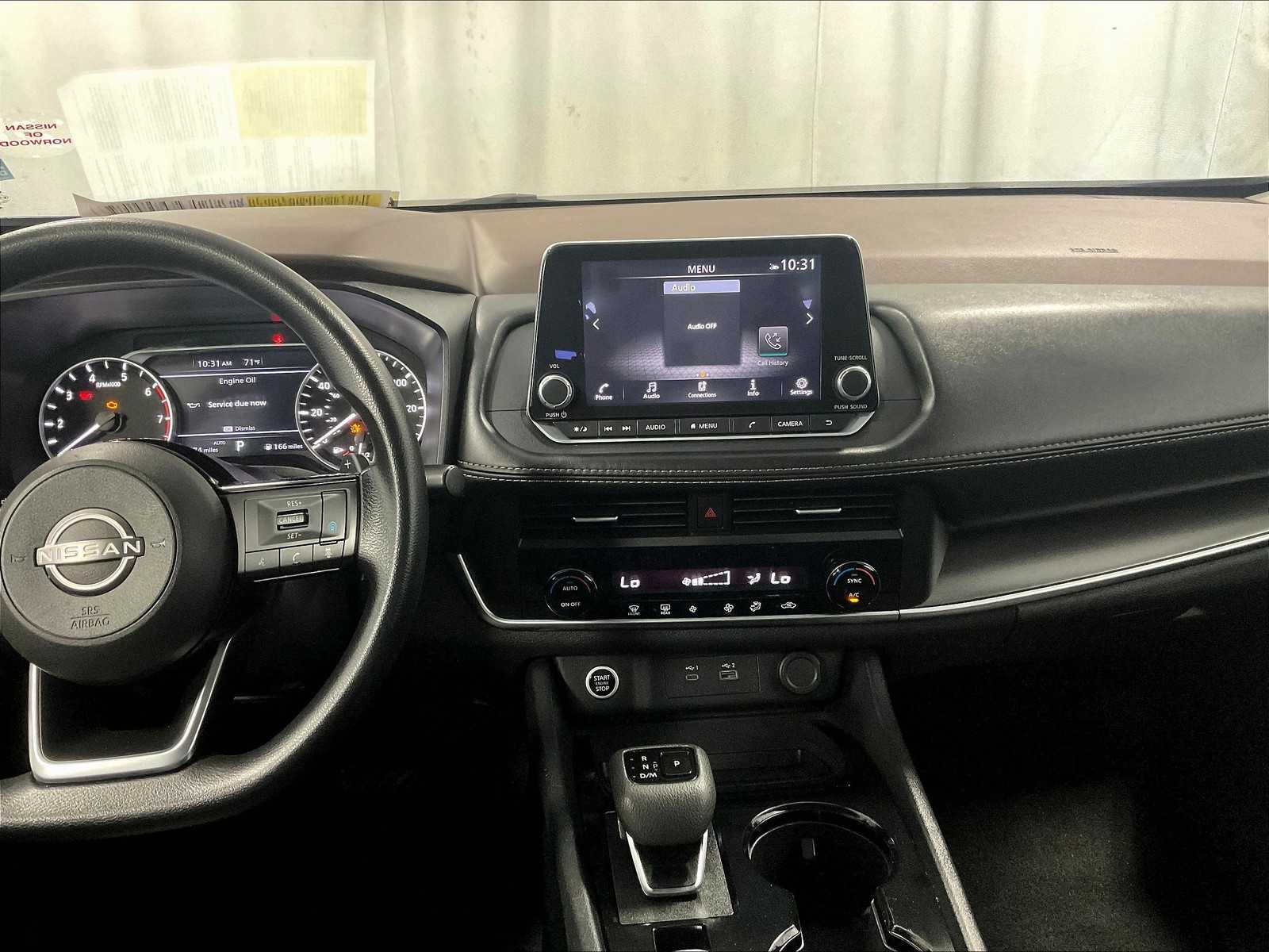 2023 Nissan Rogue SV - Photo 18
