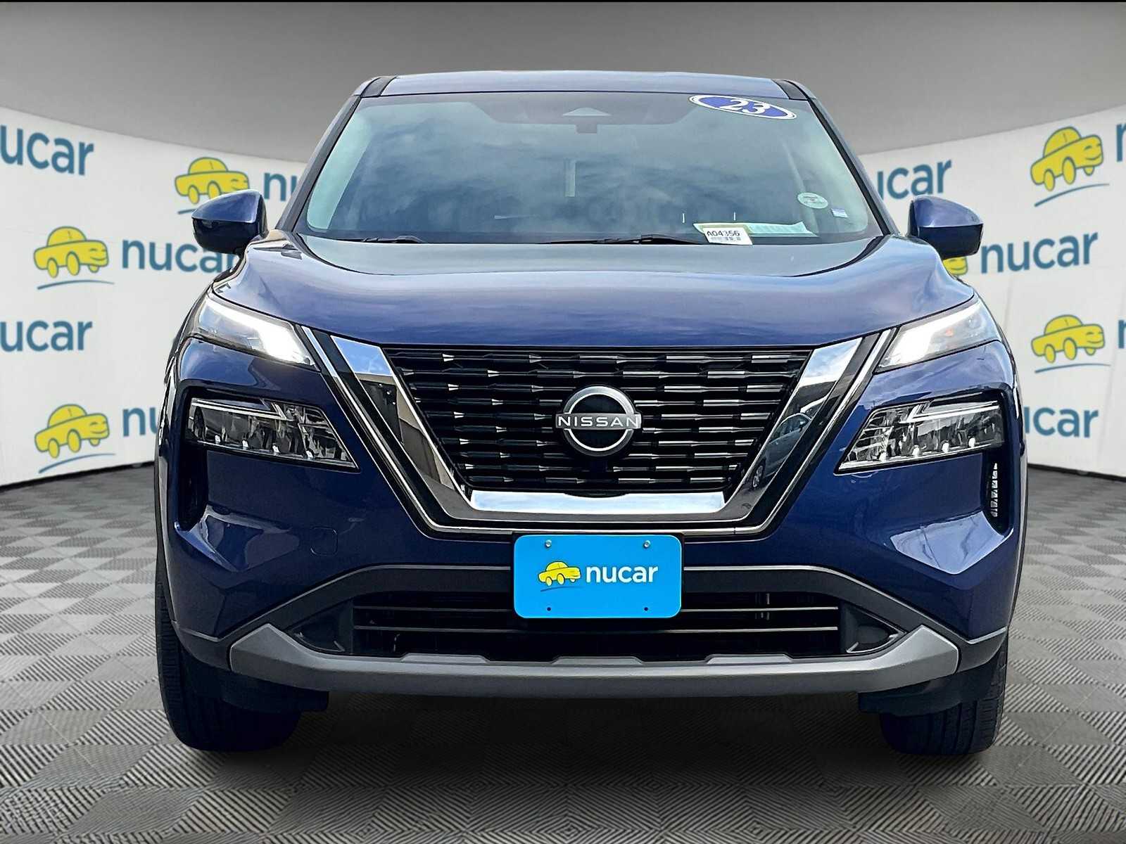 2023 Nissan Rogue SV - Photo 2