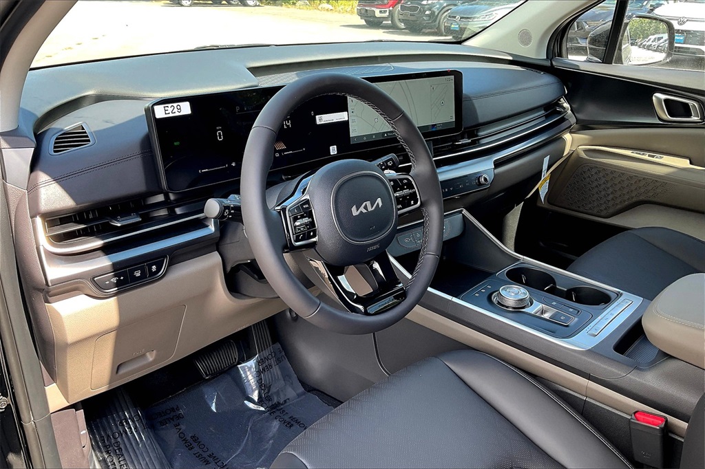 2026 Kia Carnival Hybrid LXS - Photo 9