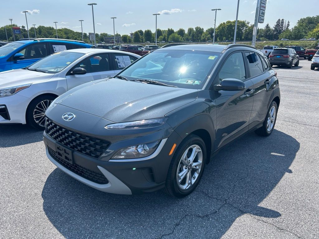 2023 Hyundai Kona SEL - Photo 1