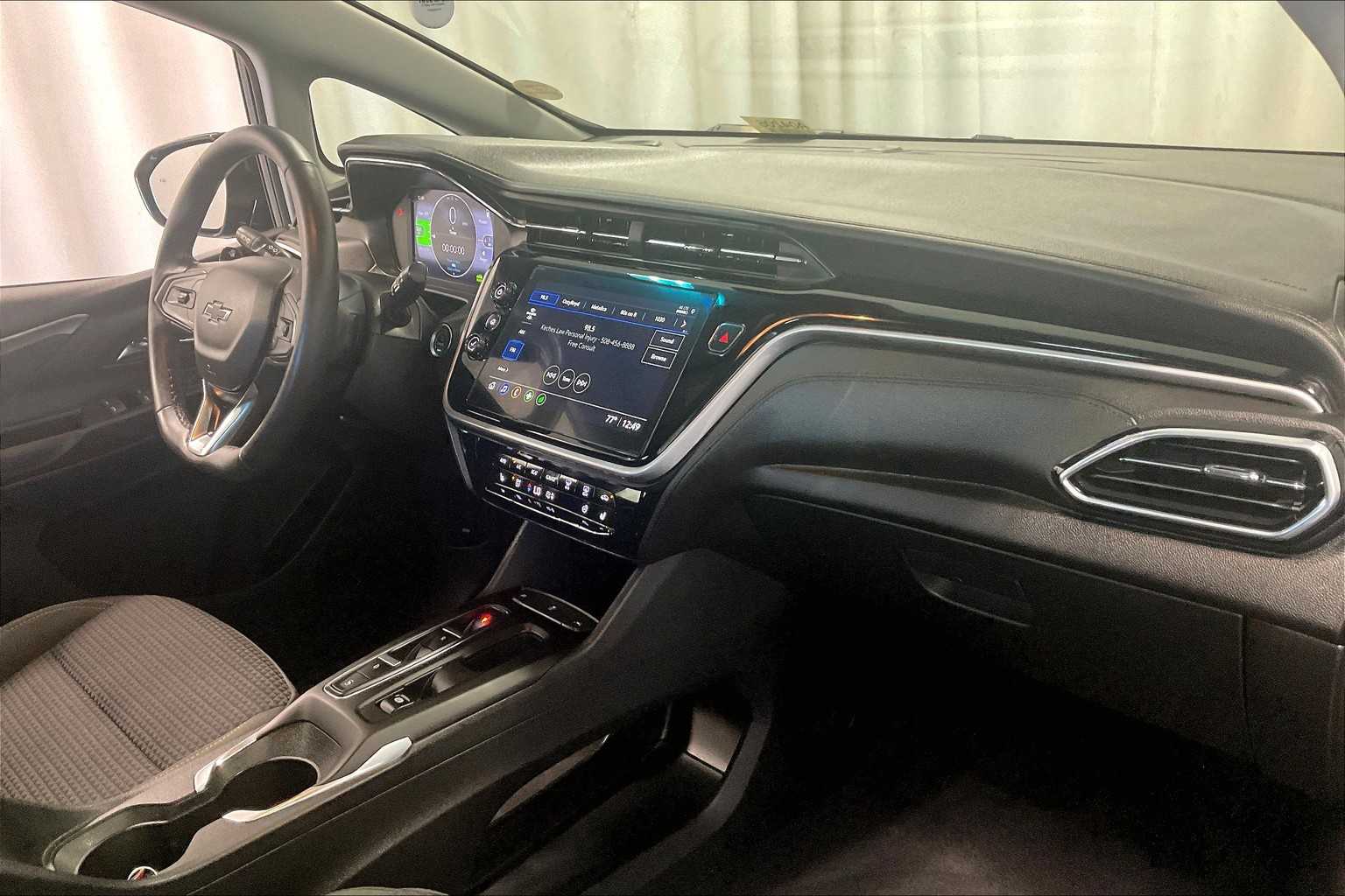 2023 Chevrolet Bolt EV 1LT - Photo 13