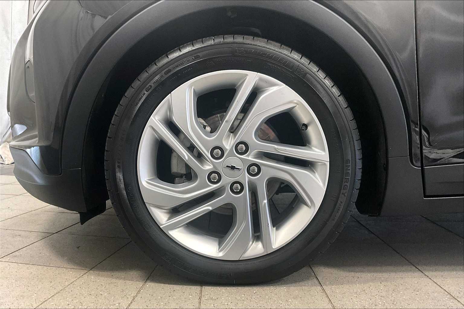 2023 Chevrolet Bolt EV 1LT - Photo 7