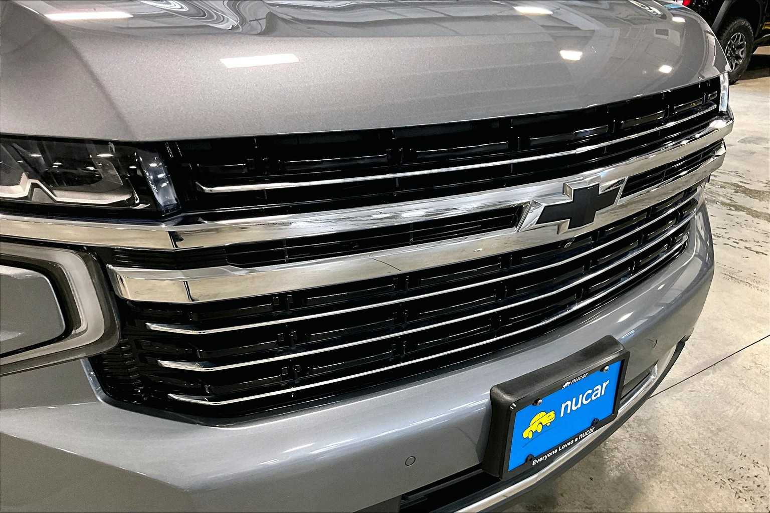 2021 Chevrolet Suburban LT - Photo 33